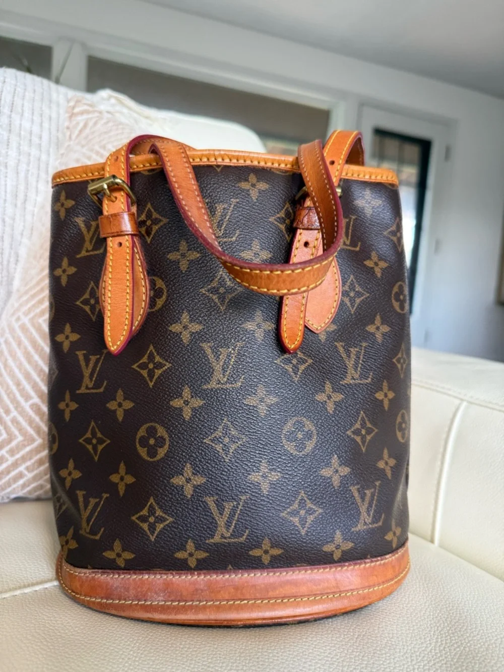 Louis Vuitton Monogram Canvas Bucket Bag - Brown/Tan Leather - Picture 2 of 14